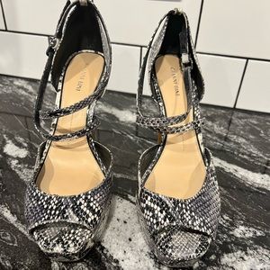 Giani Bini Animal Print Pumps